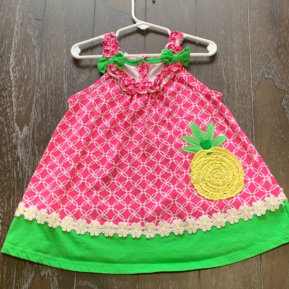 Pineapple halter tank